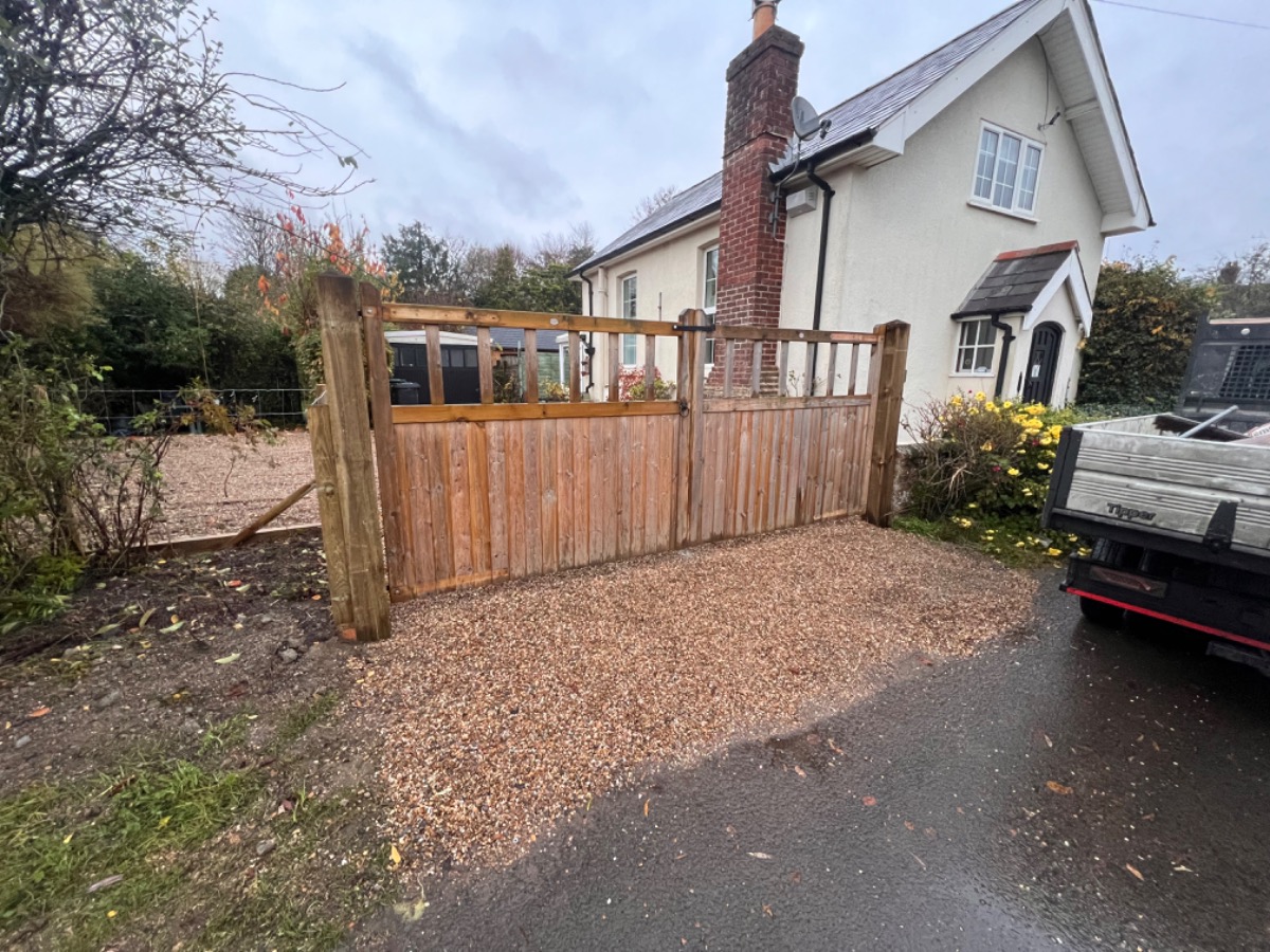 Landscaper: Image 3